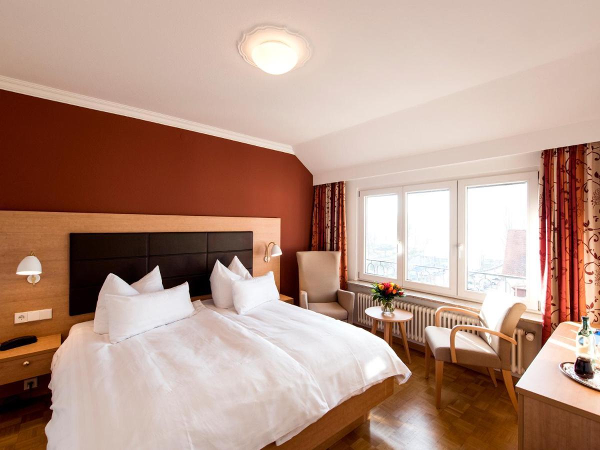 אוברלינגן Hotel Ochsen מראה חיצוני תמונה