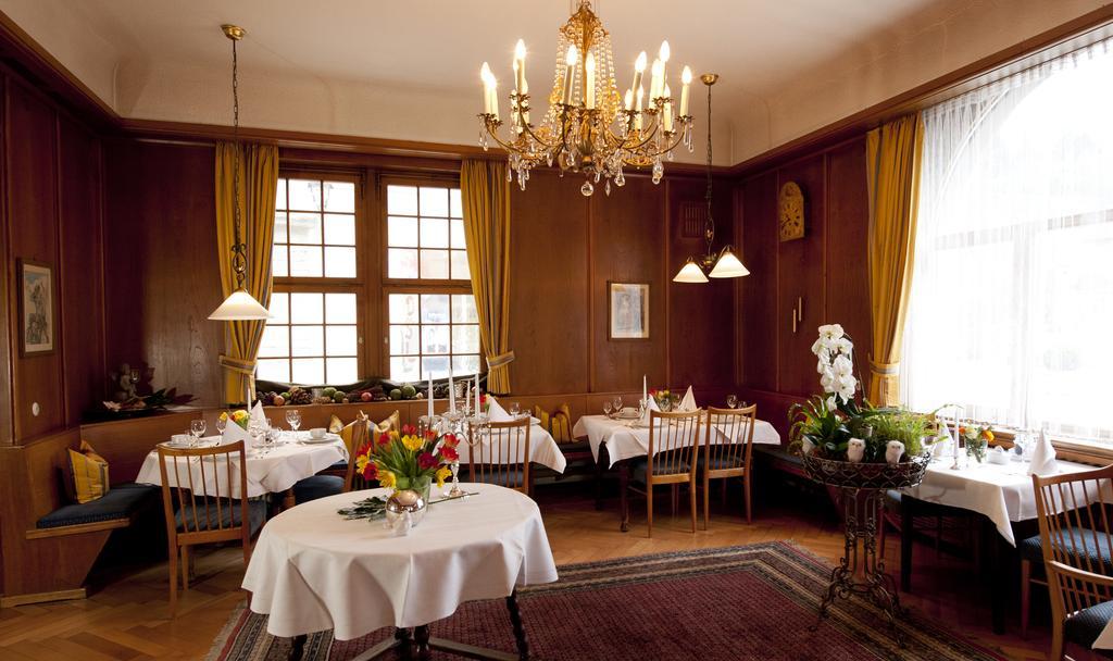 אוברלינגן Hotel Ochsen מראה חיצוני תמונה