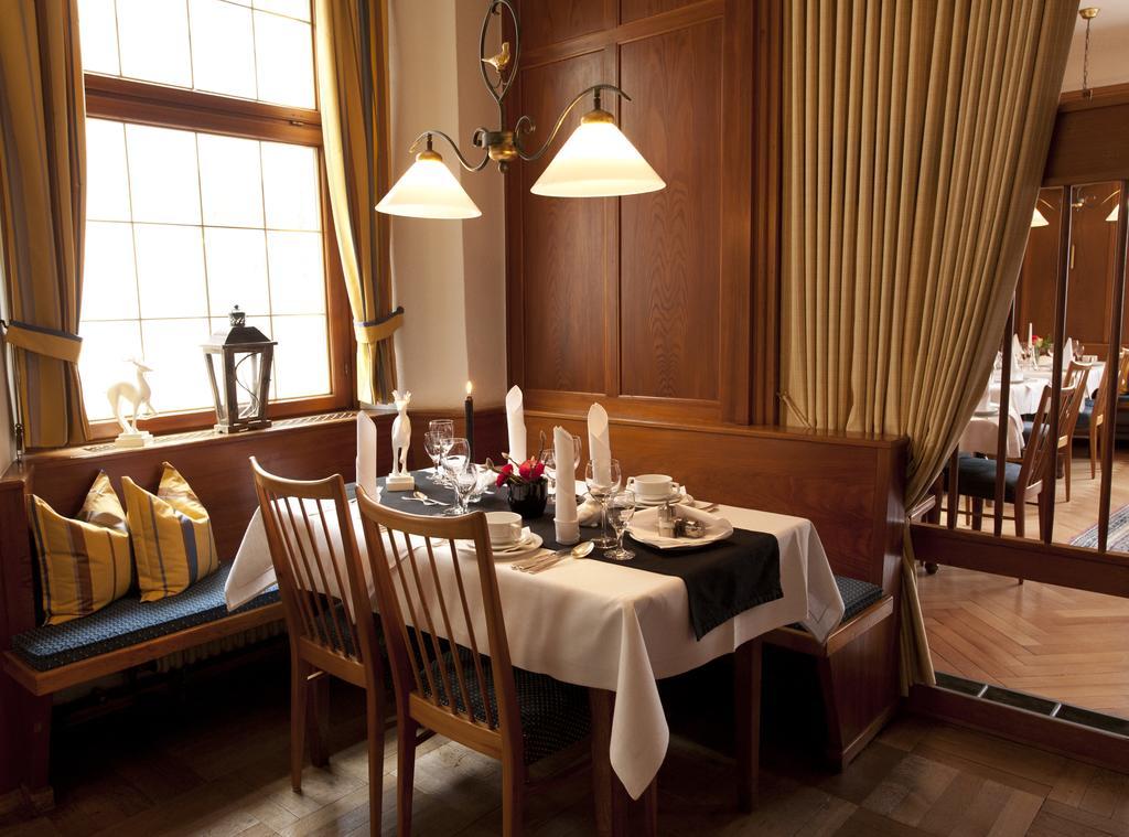 אוברלינגן Hotel Ochsen מראה חיצוני תמונה