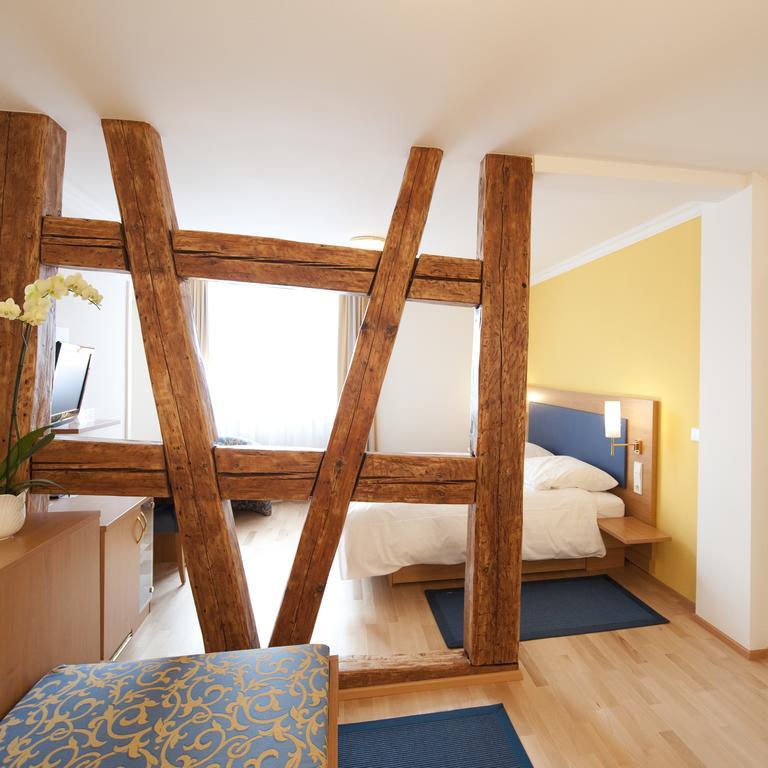 אוברלינגן Hotel Ochsen מראה חיצוני תמונה